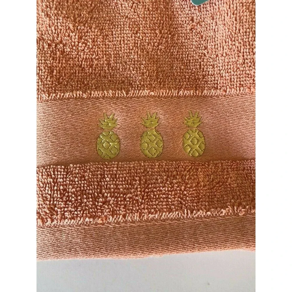 Pineapple Welcome Fingertip Towels Bathroom Summer Beach House Set of 2